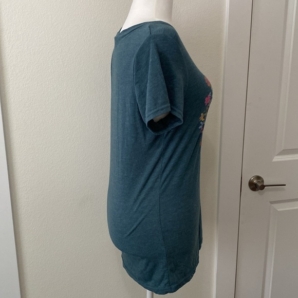 Natural Life Kindness Matters tee - Picture 3 of 4